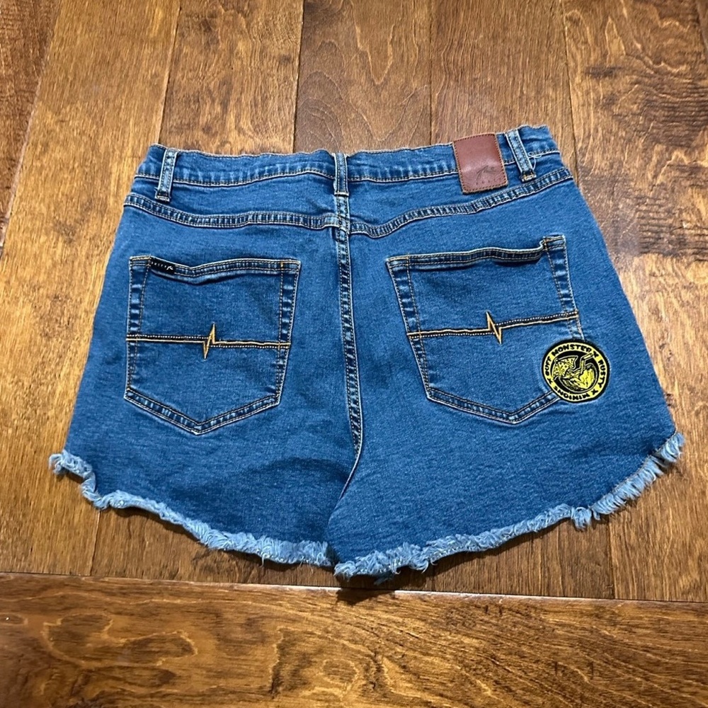 Rusty x Buff Monster x Minions collab jean shorts - Picture 3 of 6